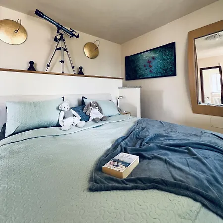 Willa Serra Boutique & *